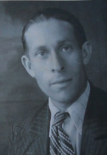 fischer_Charles_portrait.jpg