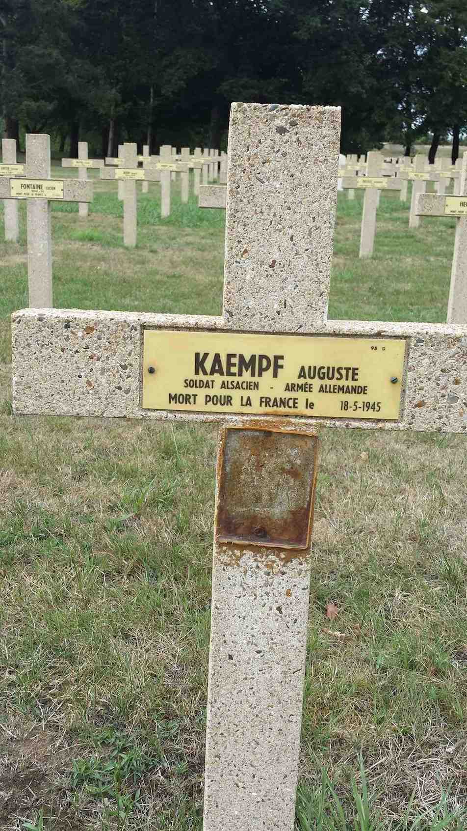 kaempf_auguste_-_copie_2.jpg